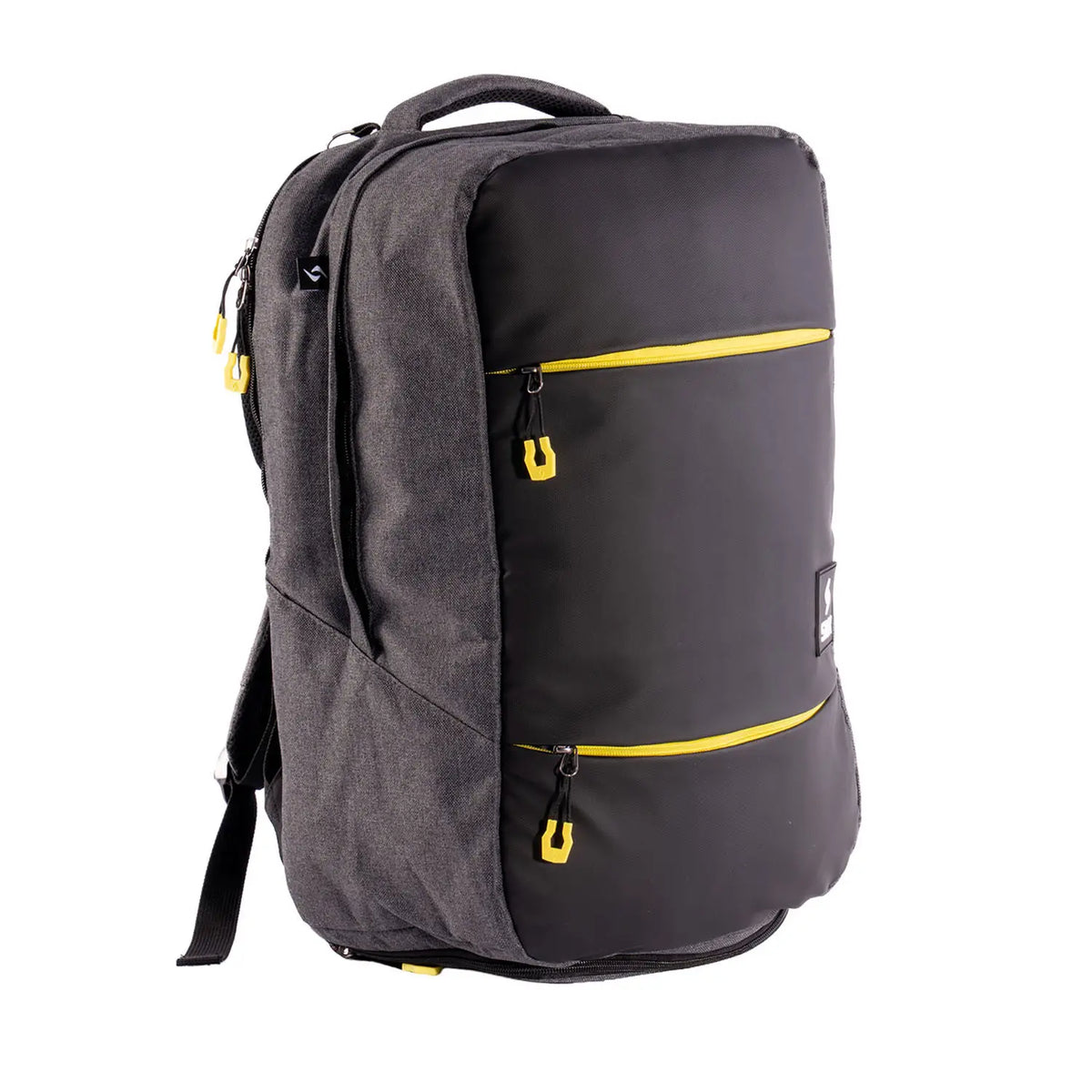 Black Siux Trail Backpack with 27L capacity, featuring multiple compartments and adjustable straps for outdoor and daily use.