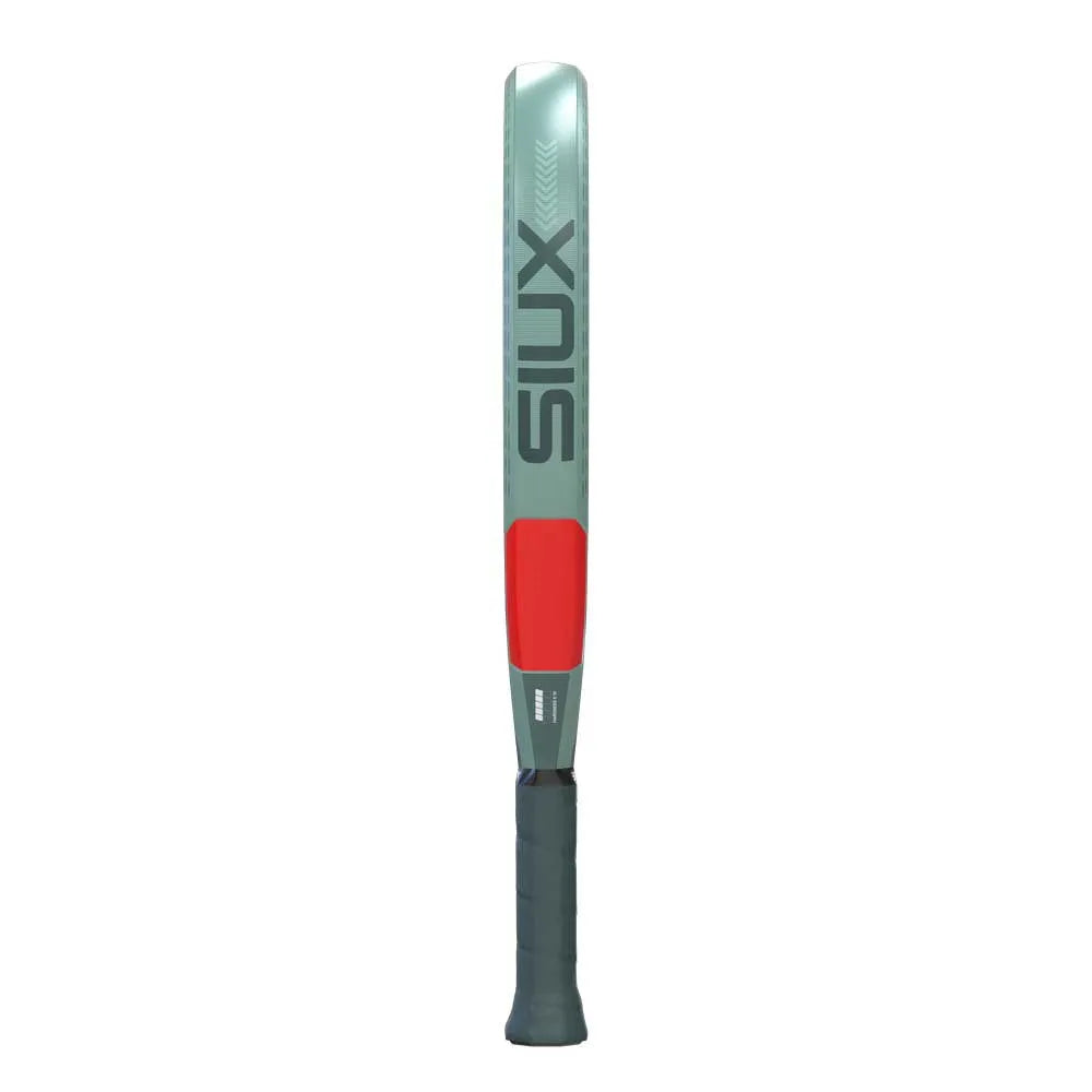 Siux Trilogy Pro 2026 Ash Green padel racket featuring a sleek design with green accents and a professional grip.