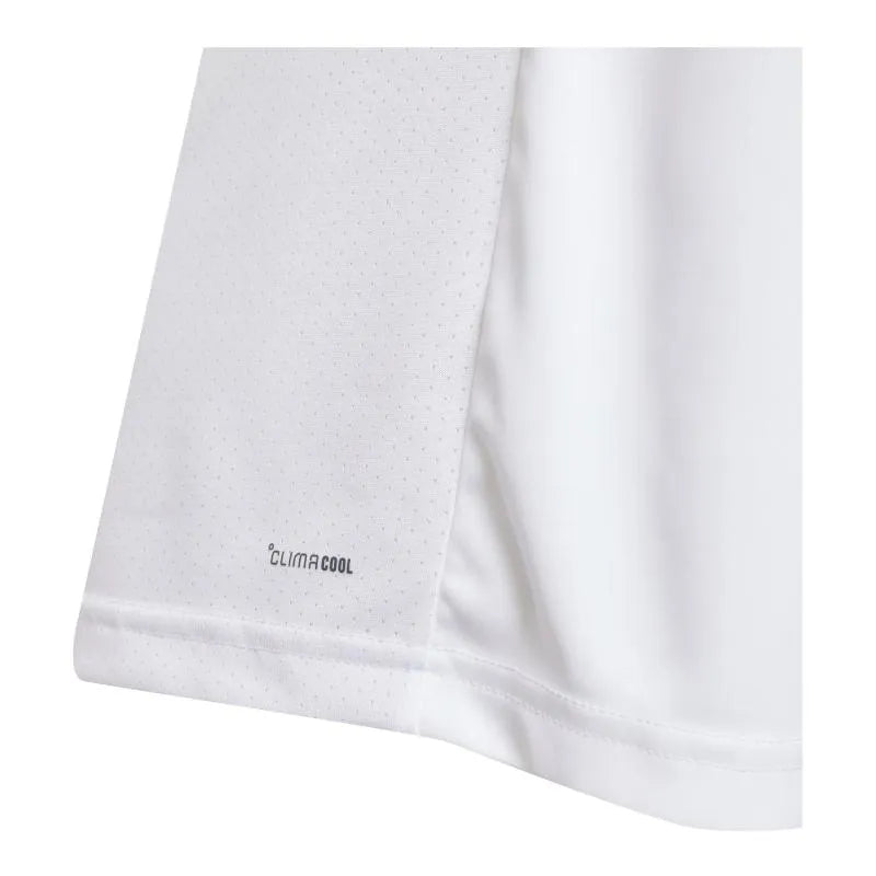 White Adidas Club T-Shirt for juniors age 11-12, designed for padel tennis, featuring a comfortable fit and breathable fabric.