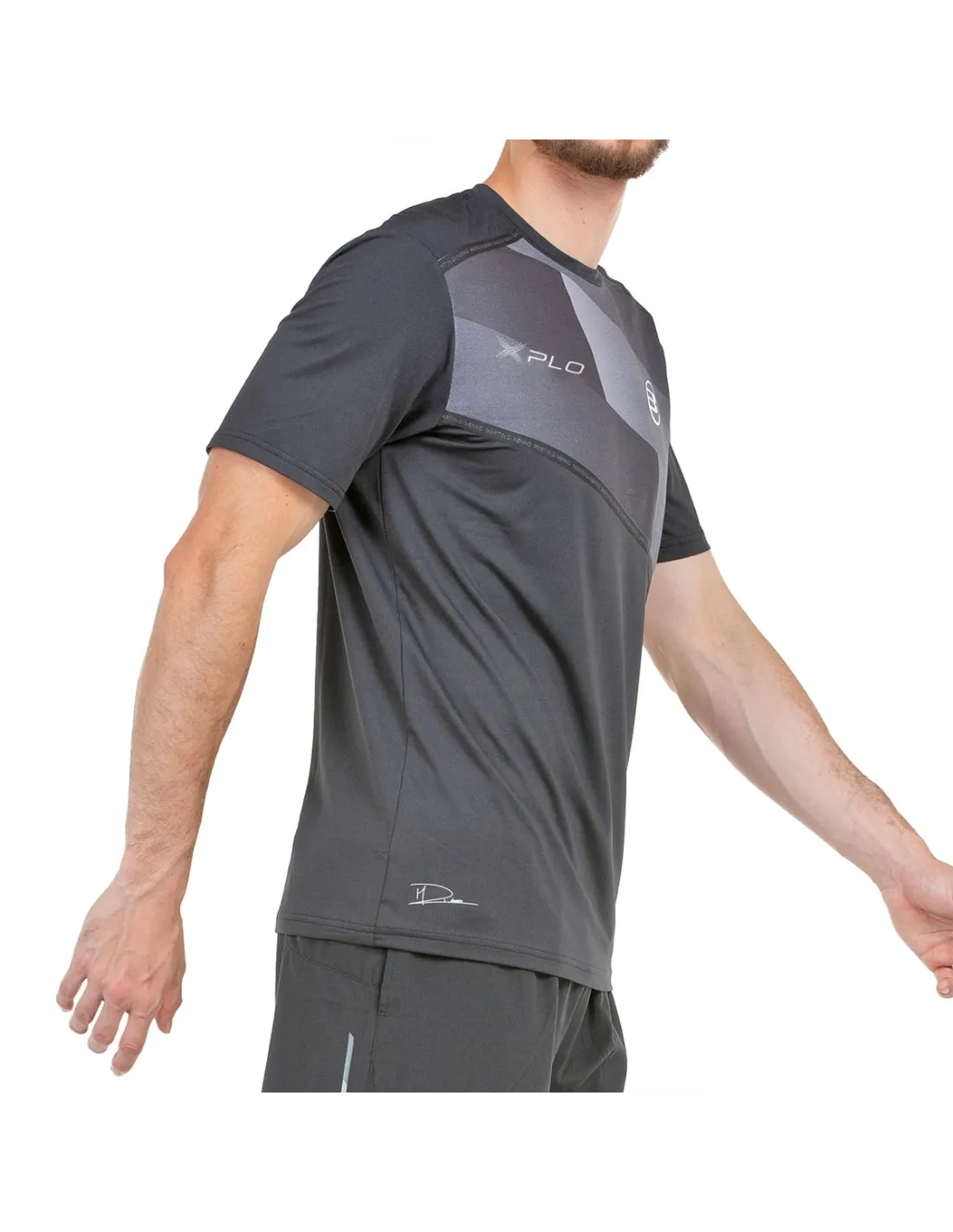 Black Bullpadel Di Nenno 25V T-shirt in XL size, featuring sporty design and breathable fabric for tennis or casual wear.