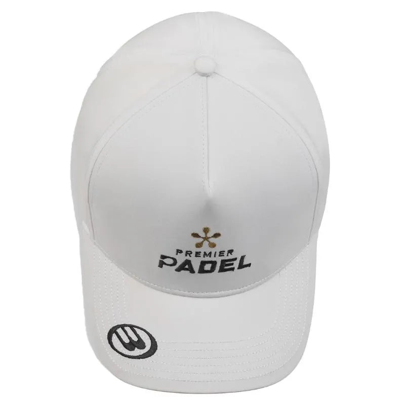 Bullpadel Premier Padel off-white baseball cap with curved brim and adjustable strap, featuring the Bullpadel logo.